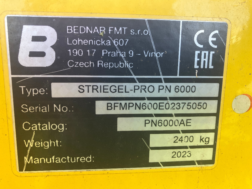 Bednar Striegel-Pro PN 6000 - Equipamento de fertilização: foto 2 Bednar Striegel-Pro PN 6000 - Equipamento de fertilização: foto 2