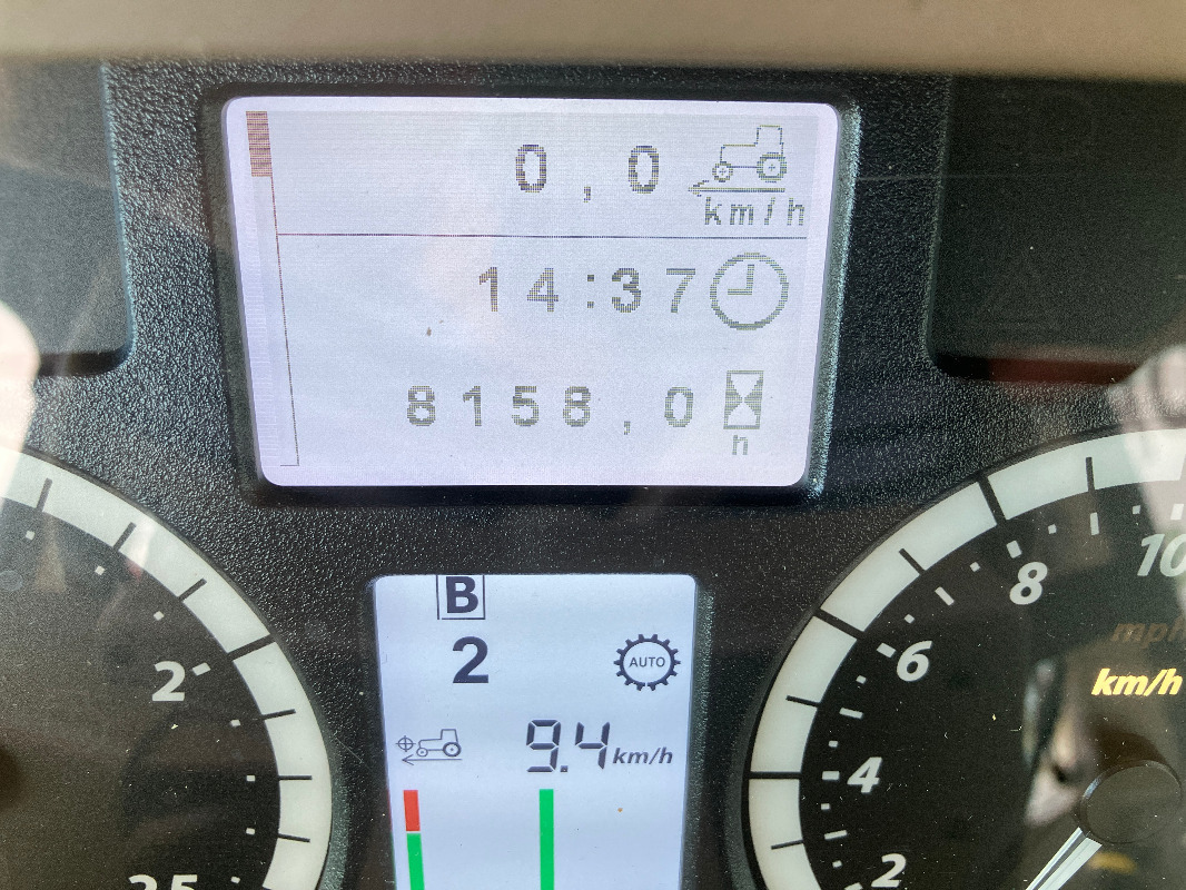 John Deere 6175M - Trator: foto 2 John Deere 6175M - Trator: foto 2