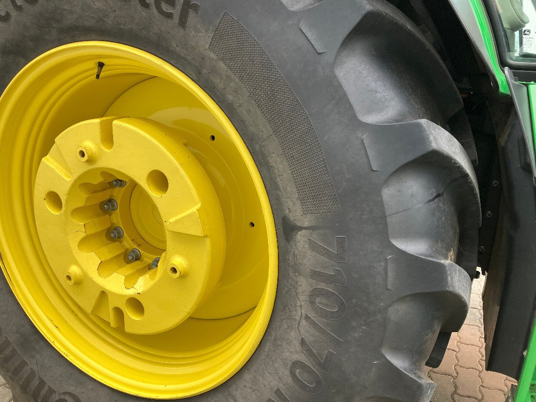 John Deere 6195R - Trator: foto 2 John Deere 6195R - Trator: foto 2