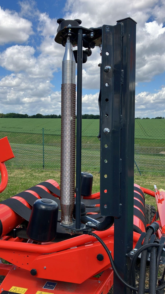 Kuhn RW 1410C - Empacotador de fardos: foto 1 Kuhn RW 1410C - Empacotador de fardos: foto 1