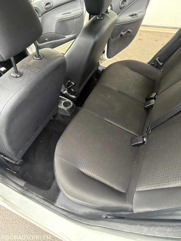 206 + - Automóvel: foto 5 206 + - Automóvel: foto 5