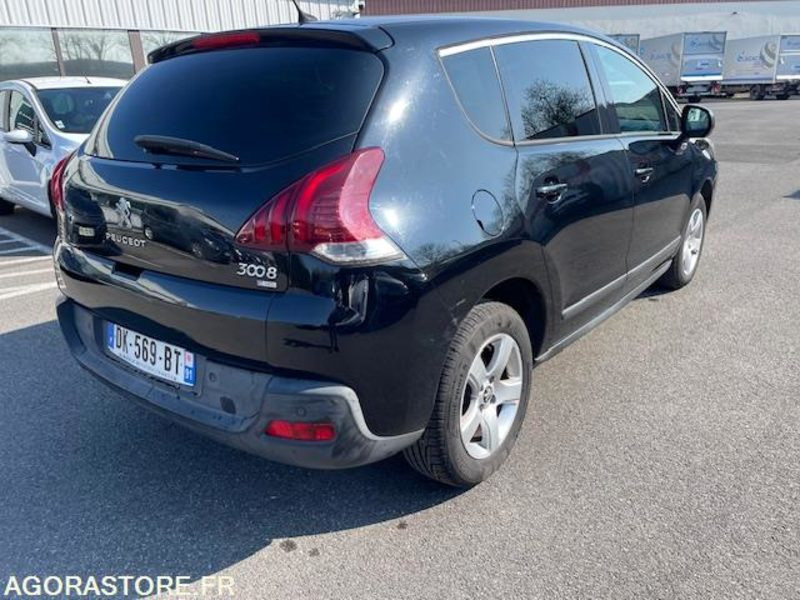 3008 BUSINESS PACK 1.6 HDI 112cv BMP6 245760 km - SUV: foto 3 3008 BUSINESS PACK 1.6 HDI 112cv BMP6 245760 km - SUV: foto 3