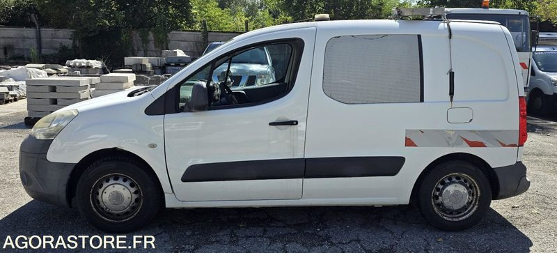 AG 958 AF - Citroën Berlingo Fourgon - Essence / GPL - Furgão: foto 3 AG 958 AF - Citroën Berlingo Fourgon - Essence / GPL - Furgão: foto 3