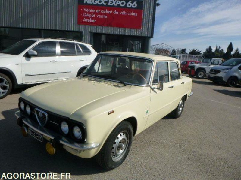 Alfa Romeo Giulia - 1976 - 92500km - COLLECTION - Livret d'origine - Automóvel: foto 1 Alfa Romeo Giulia - 1976 - 92500km - COLLECTION - Livret d'origine - Automóvel: foto 1
