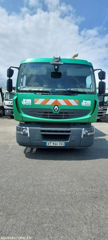 BOM 19T - RENAULT PREMIUM - SEMAT - 2010 - 298146 km - Caminhão de lixo: foto 2 BOM 19T - RENAULT PREMIUM - SEMAT - 2010 - 298146 km - Caminhão de lixo: foto 2