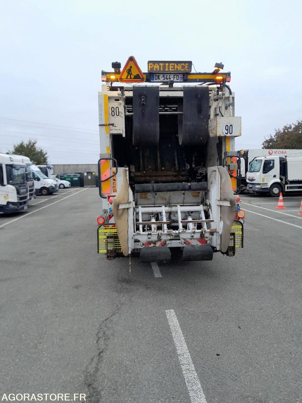 BOM 19T SCANIA GNC NON ROULANT (6045-66ICAM571X) - Caminhão de lixo: foto 3 BOM 19T SCANIA GNC NON ROULANT (6045-66ICAM571X) - Caminhão de lixo: foto 3