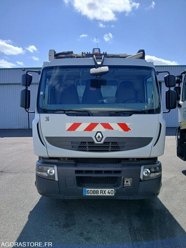 BOM 26 T RENAULT PREMIUM 388144 kms 2008 - Caminhão de lixo: foto 1 BOM 26 T RENAULT PREMIUM 388144 kms 2008 - Caminhão de lixo: foto 1