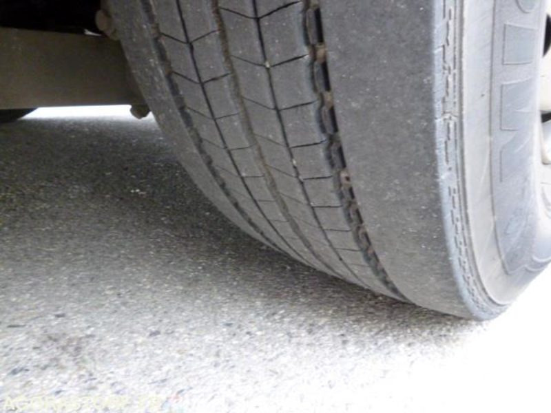 Leasing de  BOM ECONIC MERCEDES CABINE TYPE BUS 2007 4 places 247550kms BOM ECONIC MERCEDES CABINE TYPE BUS 2007 4 places 247550kms: foto 12