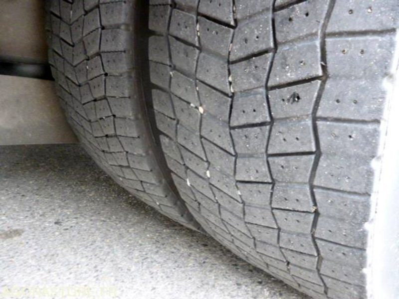 Leasing de  BOM ECONIC MERCEDES CABINE TYPE BUS 2007 4 places 247550kms BOM ECONIC MERCEDES CABINE TYPE BUS 2007 4 places 247550kms: foto 13