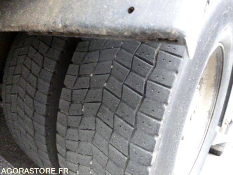 Leasing de  BOM ECONIC MERCEDES CABINE TYPE BUS 2007 4 places 247550kms BOM ECONIC MERCEDES CABINE TYPE BUS 2007 4 places 247550kms: foto 10