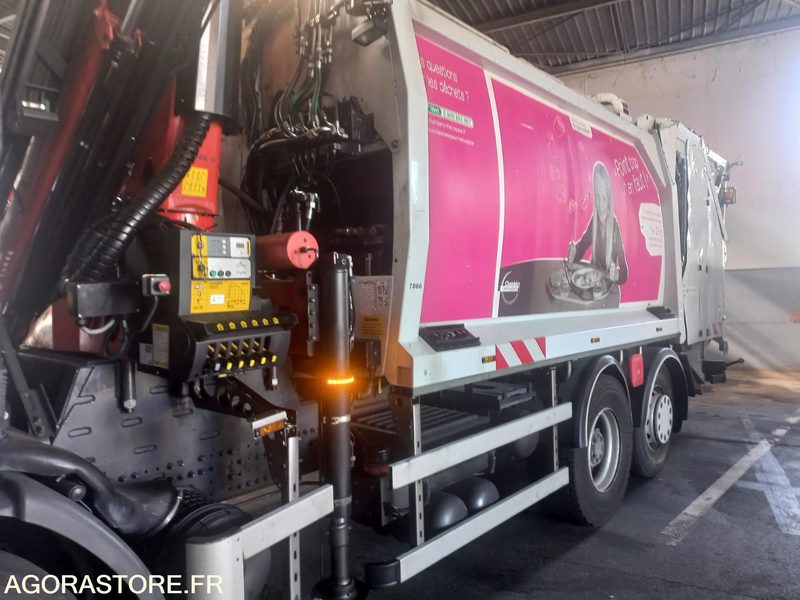 BOM GRUE Renault PREMIUM 26T / benne Geesinknorba grue Palfinger (ref. BT66) - Caminhão de lixo: foto 4 BOM GRUE Renault PREMIUM 26T / benne Geesinknorba grue Palfinger (ref. BT66) - Caminhão de lixo: foto 4