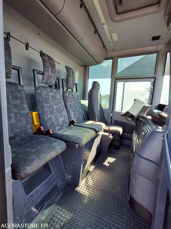 Leasing de  BOM Mercedes Econic 2013 240330 kms BOM Mercedes Econic 2013 240330 kms: foto 8