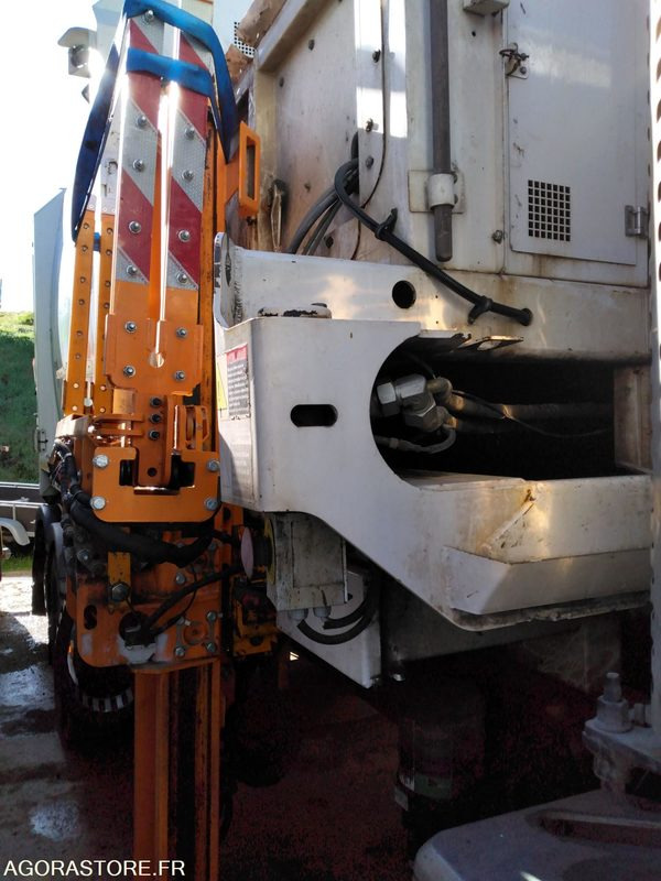 CAMION - BOM - RENAULT - C380 - 178 659KM - Caminhão de lixo: foto 4 CAMION - BOM - RENAULT - C380 - 178 659KM - Caminhão de lixo: foto 4