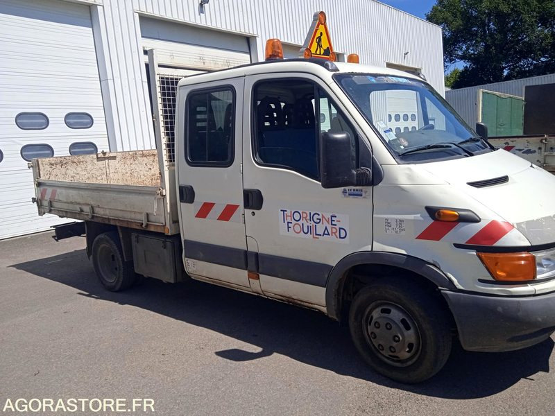 CAMION IVECO BENNE - Furgão: foto 3 CAMION IVECO BENNE - Furgão: foto 3