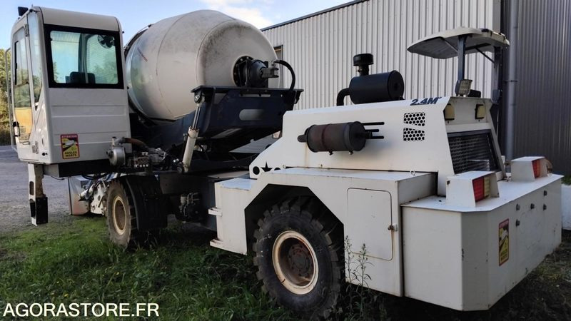 CAMION MÉLANGEUR À BÉTON AUTOMATIQUE - Camião betoneira: foto 4 CAMION MÉLANGEUR À BÉTON AUTOMATIQUE - Camião betoneira: foto 4