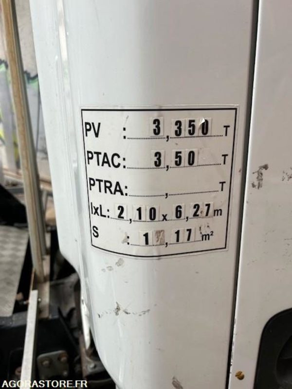 CAMION NACELLE NISSAN IMER P 23 AS 11 2013 20 000 KM - Caminhão com plataforma aérea: foto 4 CAMION NACELLE NISSAN IMER P 23 AS 11 2013 20 000 KM - Caminhão com plataforma aérea: foto 4