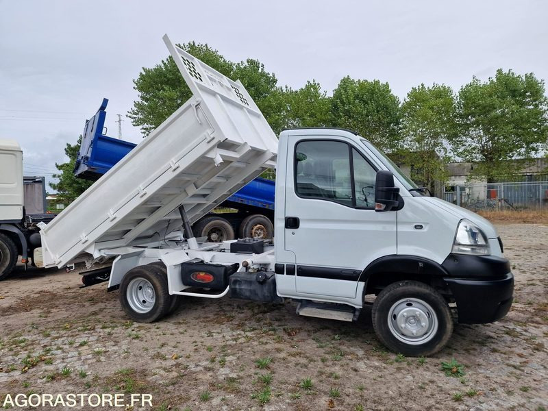 CAMION RENAULT MASCOTT- 6,5T - 160cv - TRIBENNE - Camião basculante: foto 2 CAMION RENAULT MASCOTT- 6,5T - 160cv - TRIBENNE - Camião basculante: foto 2