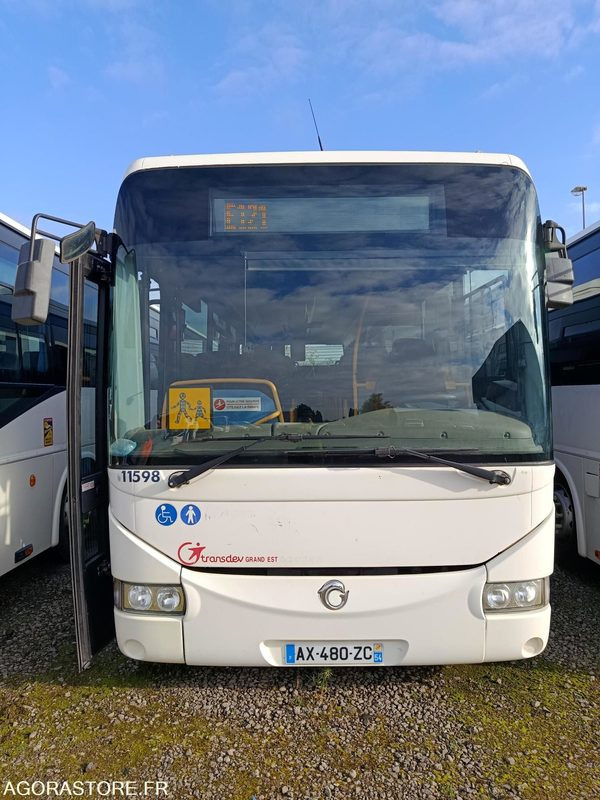 CAR IRISBUS RECREO - PARC 11598 - MEC 2010/ 384000km/ AX-480-ZC - Autocarro escolar: foto 1 CAR IRISBUS RECREO - PARC 11598 - MEC 2010/ 384000km/ AX-480-ZC - Autocarro escolar: foto 1