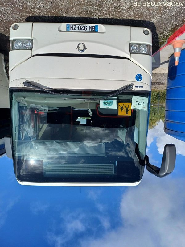 CAR IVECO CROSSWAY - PARC 20930 - MEC 2011 -635000KM / BW-920-ZH - Autocarro escolar: foto 2 CAR IVECO CROSSWAY - PARC 20930 - MEC 2011 -635000KM / BW-920-ZH - Autocarro escolar: foto 2