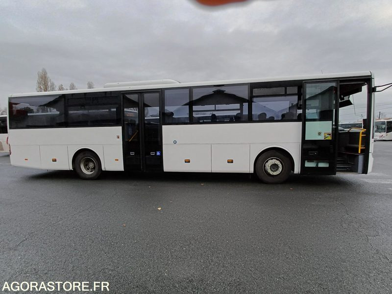 CAR MERCEDES INTOURO 1005 MEC2010 / 523 287KM AT-512-GK - Autocarro escolar: foto 2 CAR MERCEDES INTOURO 1005 MEC2010 / 523 287KM AT-512-GK - Autocarro escolar: foto 2