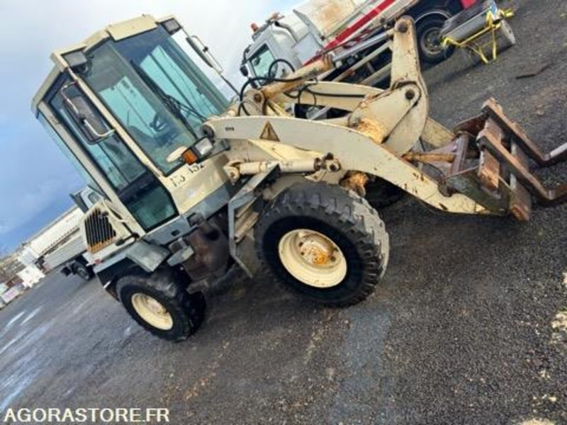 CHARGEUSE - LIEBHERR - L506Z - 2003 - 12500H - Pá carregadora: foto 1 CHARGEUSE - LIEBHERR - L506Z - 2003 - 12500H - Pá carregadora: foto 1