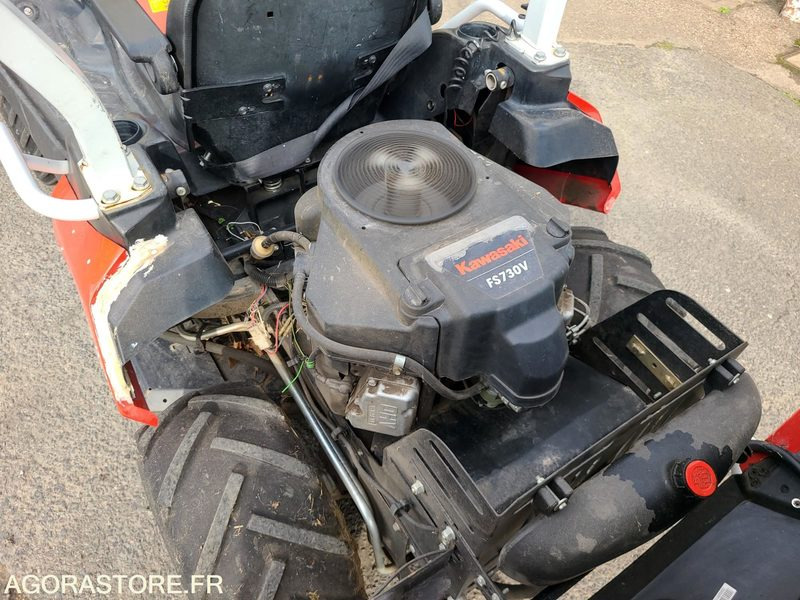 CHEYENNE / TONDEUSE - DEBROUSSAILLEUSE - Cortador de grama: foto 5 CHEYENNE / TONDEUSE - DEBROUSSAILLEUSE - Cortador de grama: foto 5