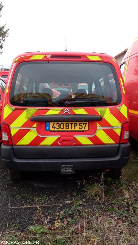 CITROËN - BERLINGO - 2007 - 139832KM - 430BTP57 - Furgão compacto: foto 4 CITROËN - BERLINGO - 2007 - 139832KM - 430BTP57 - Furgão compacto: foto 4