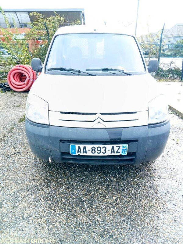 CITROEN BERLINGO - 2009 - 87651km - Furgão compacto: foto 1 CITROEN BERLINGO - 2009 - 87651km - Furgão compacto: foto 1