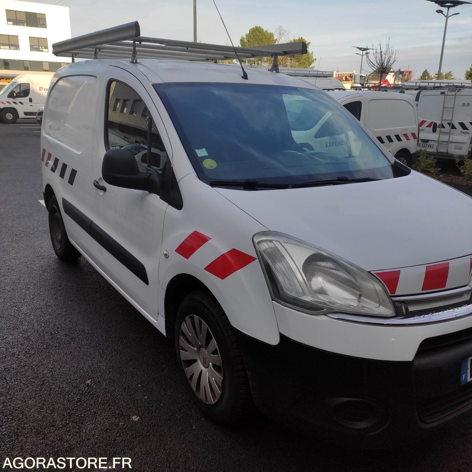CITROEN - BERLINGO - 2014 / 175088 KMS (DH-407-QC) - Furgão: foto 3 CITROEN - BERLINGO - 2014 / 175088 KMS (DH-407-QC) - Furgão: foto 3