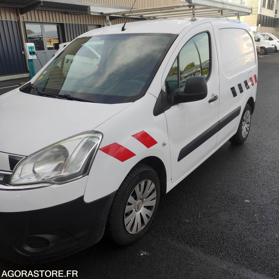CITROEN - BERLINGO - 2014 / 175088 KMS (DH-407-QC) - Furgão: foto 2 CITROEN - BERLINGO - 2014 / 175088 KMS (DH-407-QC) - Furgão: foto 2