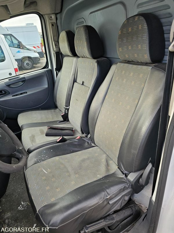 CITROEN JUMPY - 2009 - 48351KM -AH794AJ - Furgão: foto 5 CITROEN JUMPY - 2009 - 48351KM -AH794AJ - Furgão: foto 5