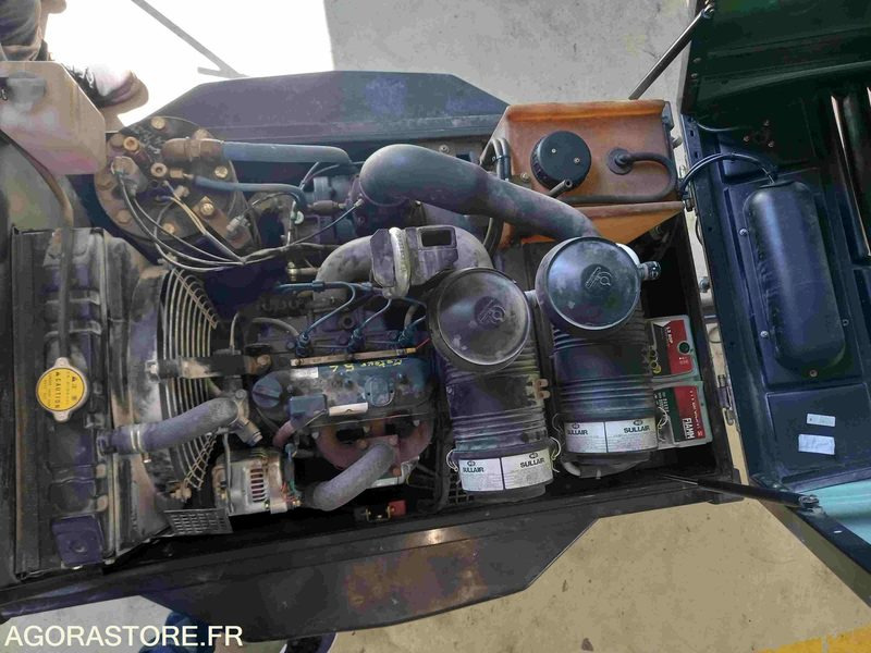 COMPRESSEUR DE CHANTIER S35 SULLAIR - 2001 - 197H -FONCTIONNEL VENDU DANS L ETAT - Compressor de ar: foto 5 COMPRESSEUR DE CHANTIER S35 SULLAIR - 2001 - 197H -FONCTIONNEL VENDU DANS L ETAT - Compressor de ar: foto 5