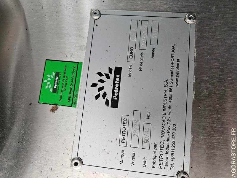 CONTAINER AVEC CUVE DE 40 000L & SYSTEME DE DISTRIBUTION CARBURANT - 2017 - Ferramenta/ Equipamento: foto 4 CONTAINER AVEC CUVE DE 40 000L & SYSTEME DE DISTRIBUTION CARBURANT - 2017 - Ferramenta/ Equipamento: foto 4