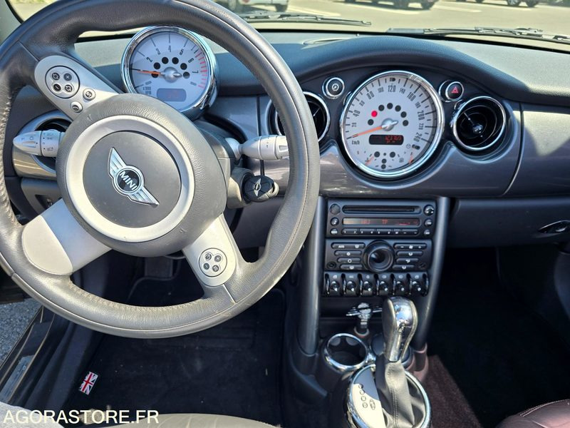 Cabriolet Cooper 1.6 i 16V 115cv Boîte auto - Automóvel: foto 5 Cabriolet Cooper 1.6 i 16V 115cv Boîte auto - Automóvel: foto 5