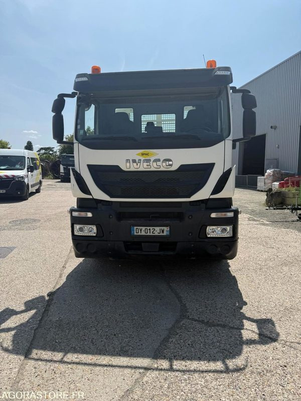 IVECO STRALIS MULTIBENNE 4x2 - 2015 / 60660KM - Camião: foto 4 IVECO STRALIS MULTIBENNE 4x2 - 2015 / 60660KM - Camião: foto 4