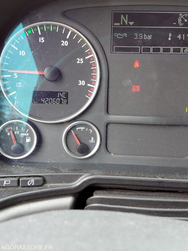 MAN tgx18.360 - 2010 - 420607 Kms - Camião: foto 4 MAN tgx18.360 - 2010 - 420607 Kms - Camião: foto 4