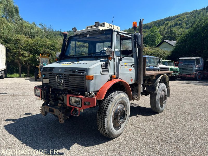 MERCEDES UNIMOG 425 -1985 - 196000km - Camião: foto 1 MERCEDES UNIMOG 425 -1985 - 196000km - Camião: foto 1