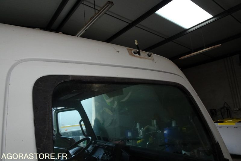 Mitsubishi Fuso Bluetec 5 - Camião: foto 3 Mitsubishi Fuso Bluetec 5 - Camião: foto 3