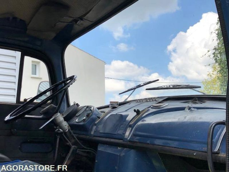 PRIX TTC MERCEDES L 1918 PLATEAU GRUE - 128 000km - NOMBREUX TRAVAUX EFFECTUES - Camião: foto 3 PRIX TTC MERCEDES L 1918 PLATEAU GRUE - 128 000km - NOMBREUX TRAVAUX EFFECTUES - Camião: foto 3