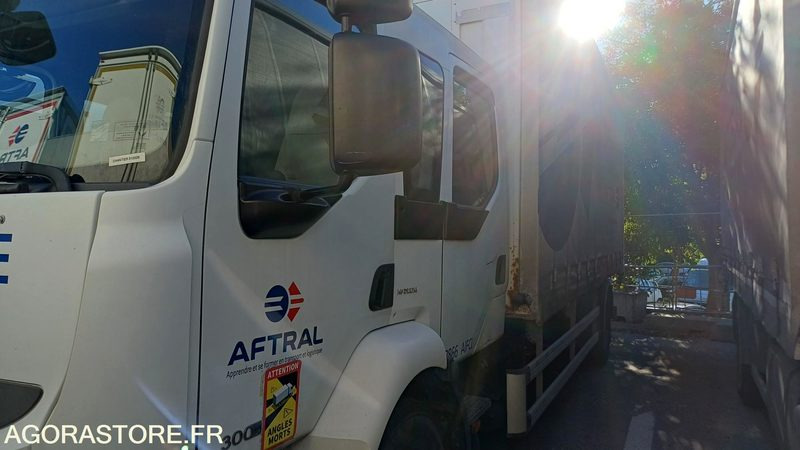 Porteur MIDLUM 290DXI - 2012 - 402501 kms (3866/CL-261-EP) - Camião: foto 3 Porteur MIDLUM 290DXI - 2012 - 402501 kms (3866/CL-261-EP) - Camião: foto 3