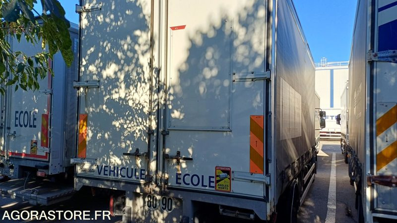 Porteur MIDLUM 290DXI - 2012 - 402501 kms (3866/CL-261-EP) - Camião: foto 5 Porteur MIDLUM 290DXI - 2012 - 402501 kms (3866/CL-261-EP) - Camião: foto 5