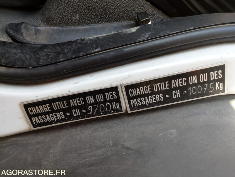 Porteur PREMIUM 270 DXI - 2012 - 299000 kms (D146/BZ-955-WL) - Camião: foto 3 Porteur PREMIUM 270 DXI - 2012 - 299000 kms (D146/BZ-955-WL) - Camião: foto 3