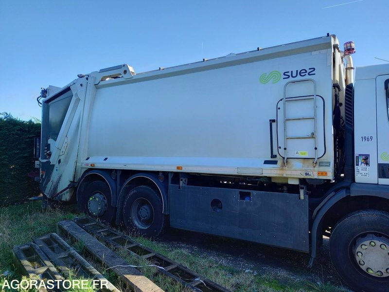 RENAULT 26T/BOM - CL563QY - Camião: foto 2 RENAULT 26T/BOM - CL563QY - Camião: foto 2