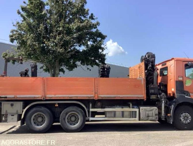 RENAULT BENNE C 430.26 6X4 - 26T - 2016 / 337000 km - Camião: foto 2 RENAULT BENNE C 430.26 6X4 - 26T - 2016 / 337000 km - Camião: foto 2