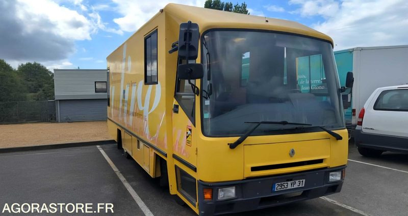 RENAULT BIBLIOBUS -115000 KMS- ANNEE 1995 - Camião: foto 1 RENAULT BIBLIOBUS -115000 KMS- ANNEE 1995 - Camião: foto 1
