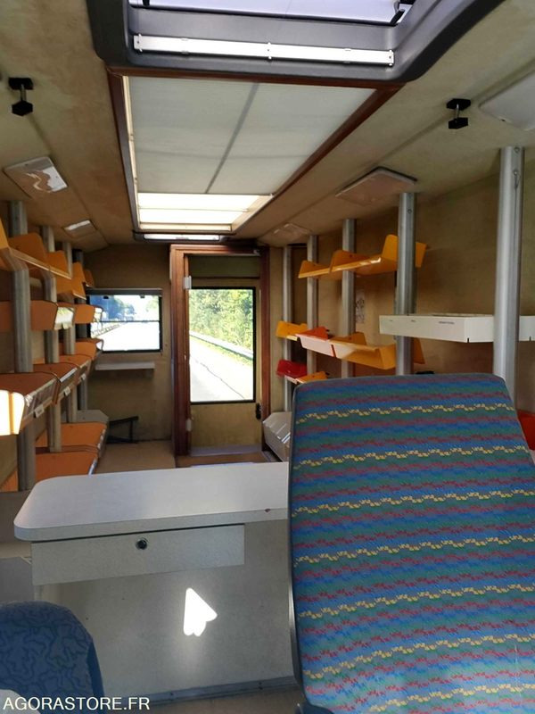 RENAULT BIBLIOBUS -115000 KMS- ANNEE 1995 - Camião: foto 4 RENAULT BIBLIOBUS -115000 KMS- ANNEE 1995 - Camião: foto 4