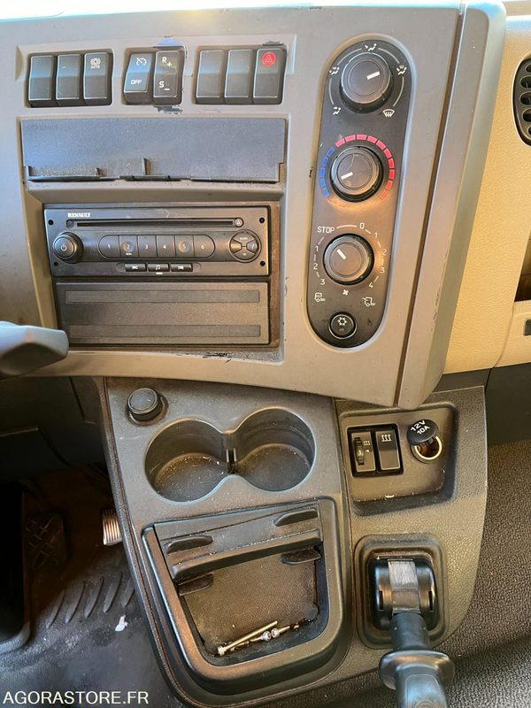 Leasing de  RENAULT MIDLUM - 2013 - 562 205km RENAULT MIDLUM - 2013 - 562 205km: foto 6