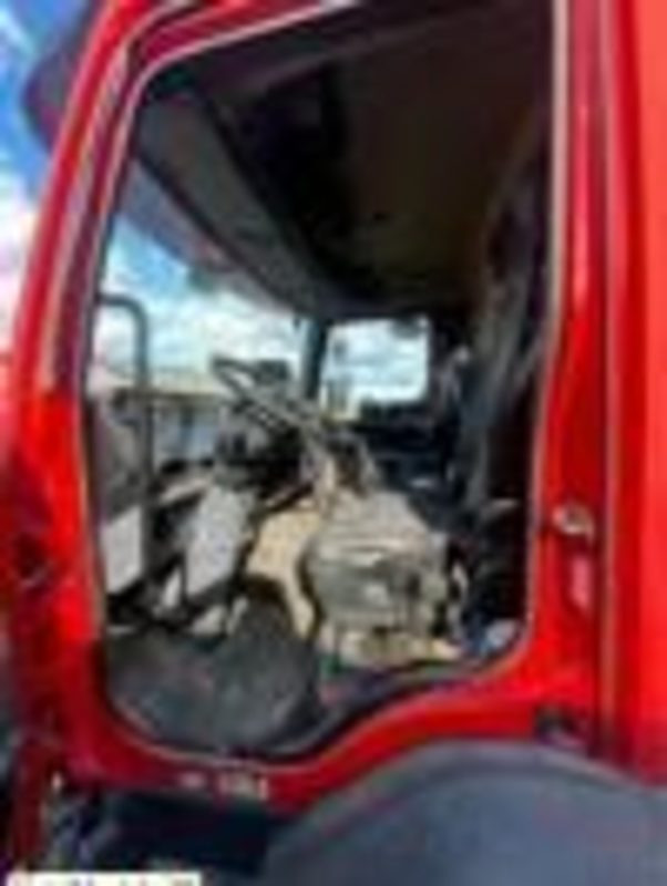 Renault Midlum + Epandeuse Secmair - 2008 - 220267kms (P2002828) - Camião: foto 3 Renault Midlum + Epandeuse Secmair - 2008 - 220267kms (P2002828) - Camião: foto 3