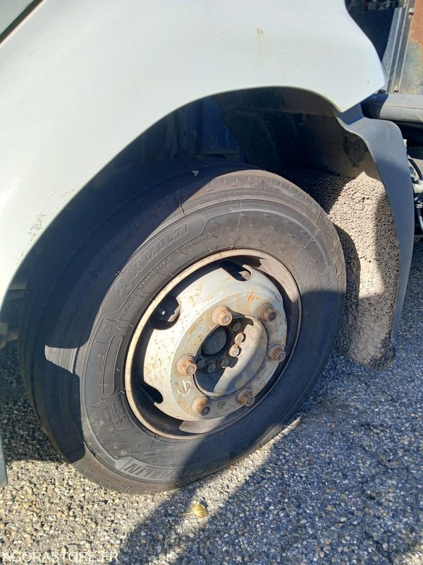 Camião Renault Midlum benne 1063 YR 42: foto 12