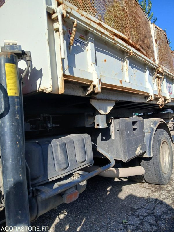 Camião Renault Midlum benne 1063 YR 42: foto 14